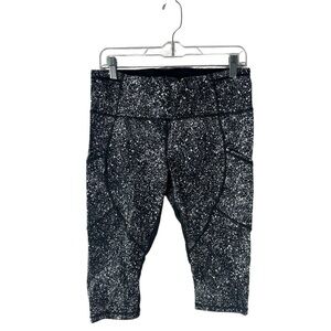 Lululemon Outrun 17" Crop Splatter White Black Size 10